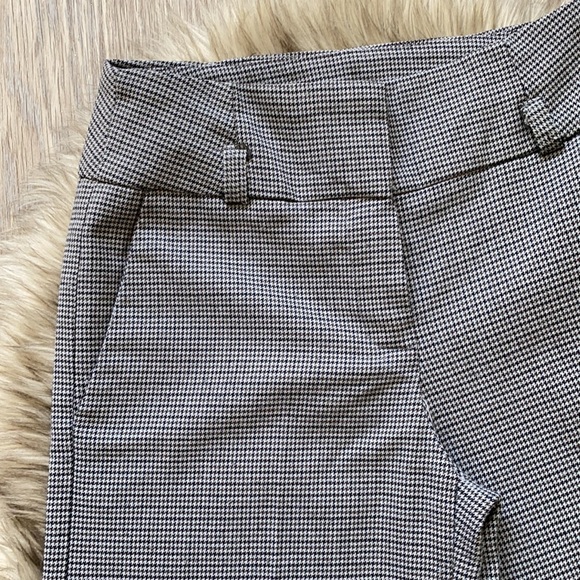 Le Chateau Houndstooth Wide Leg Pant - Picture 2 of 7